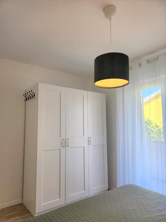 Apartment Big Blue Maslenica Buitenkant foto